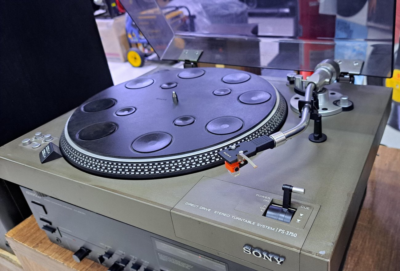 SONY MODELO PS-3750