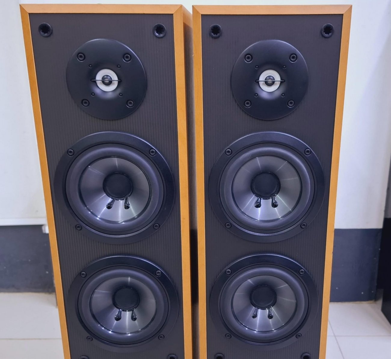 SONY MODELO SS-MF350H