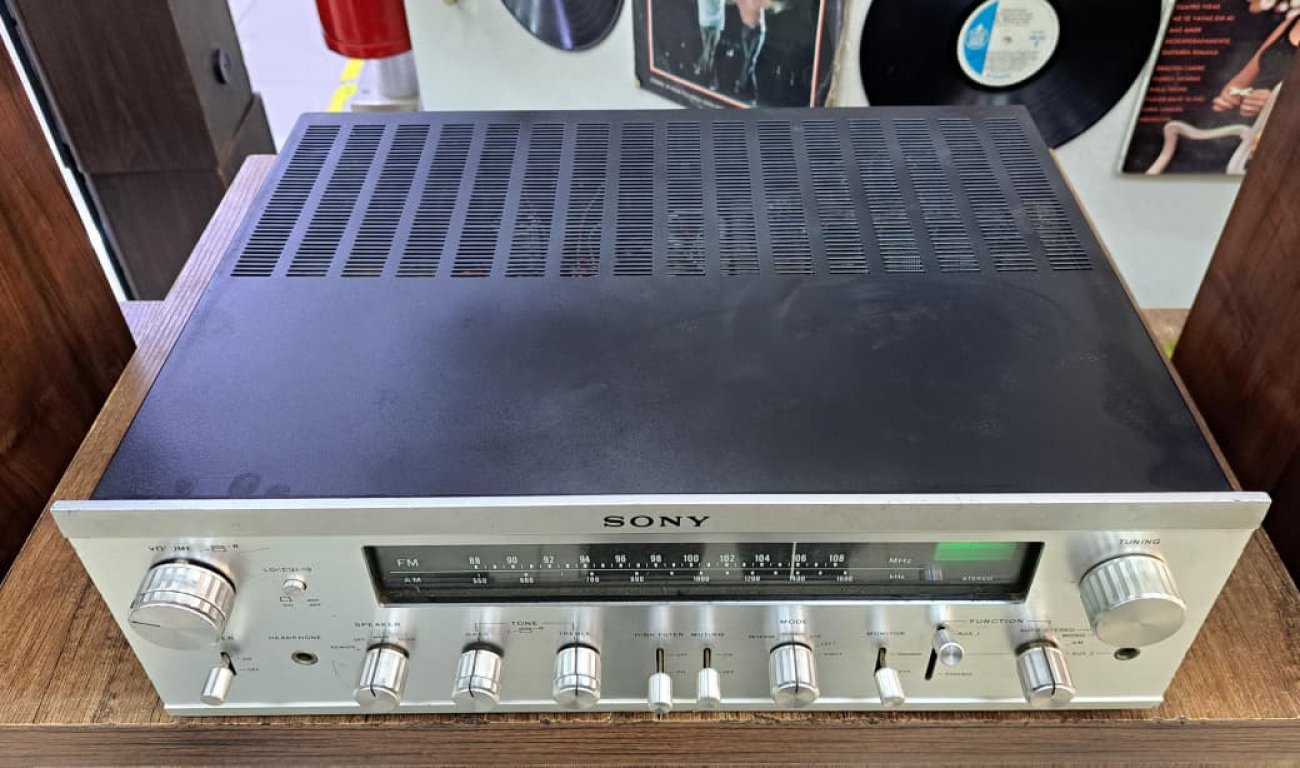 SONY MODELO STR-7045