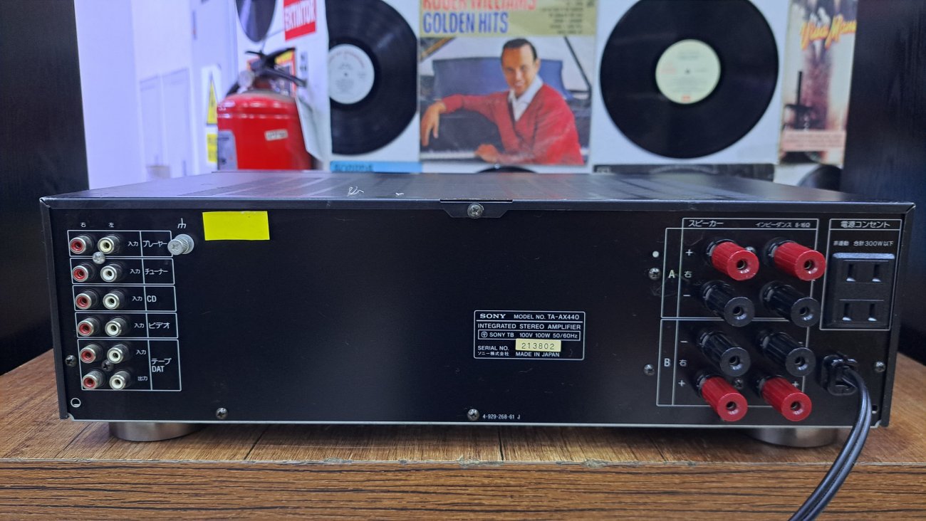 SONY MODELO TA-AX440