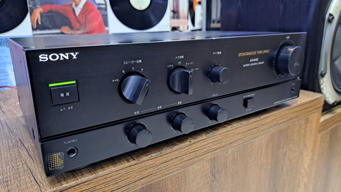 SONY MODELO TA-AX440