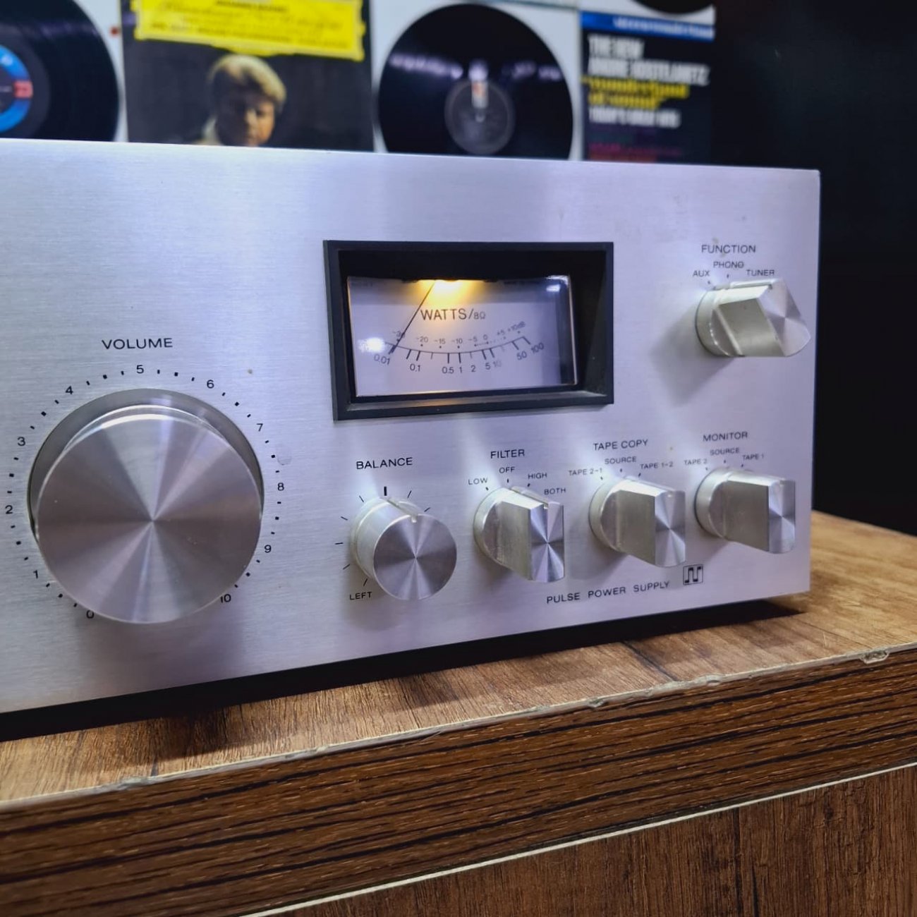 SONY MODELO TA-F4