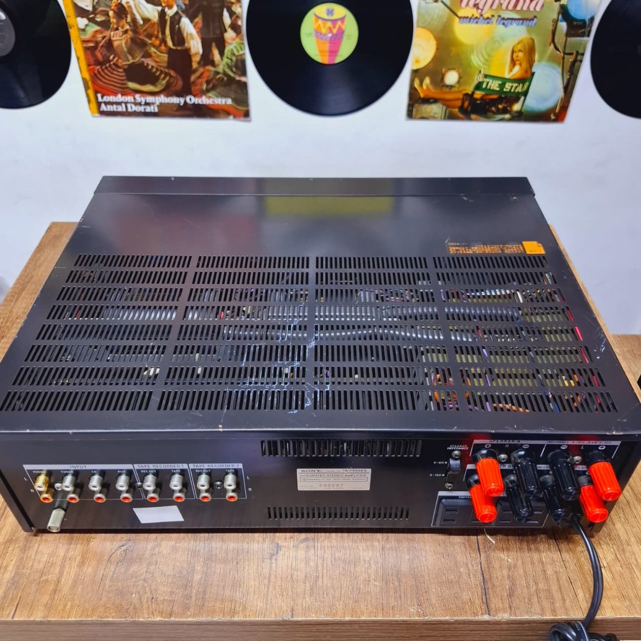 SONY MODELO TA-F555ES