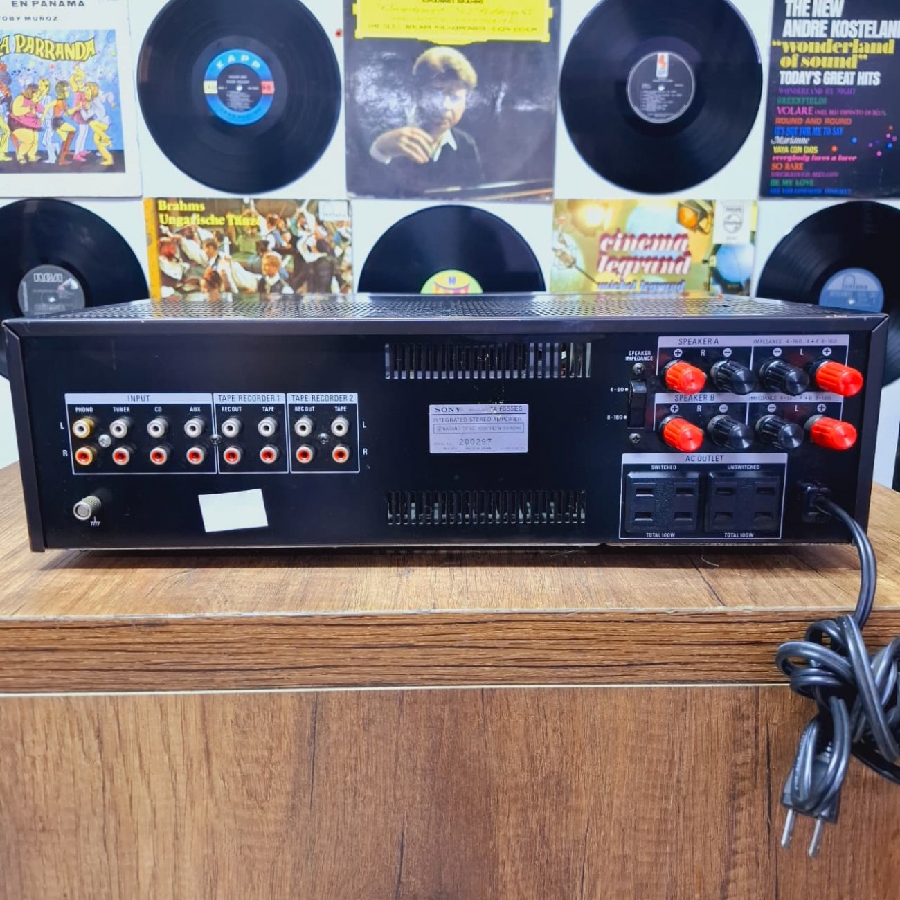 SONY MODELO TA-F555ES