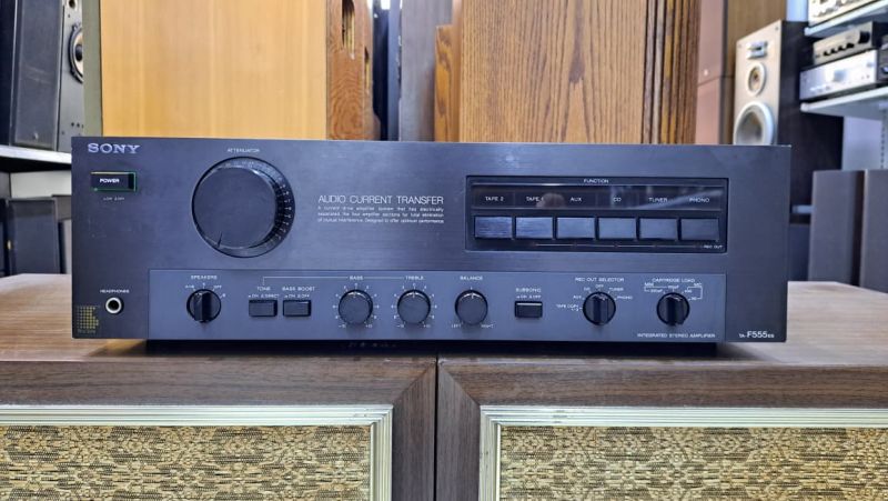SONY MODELO TA-F555ES
