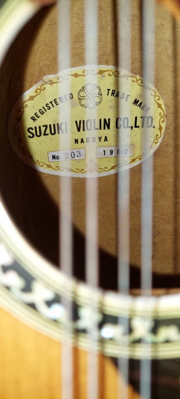 SUSUKI NÚMERO 203
