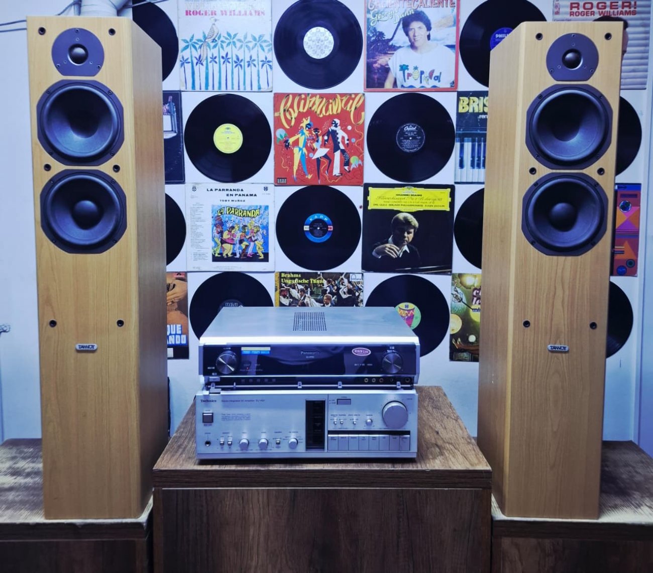 TANNOY MODELO MERCURY MX4