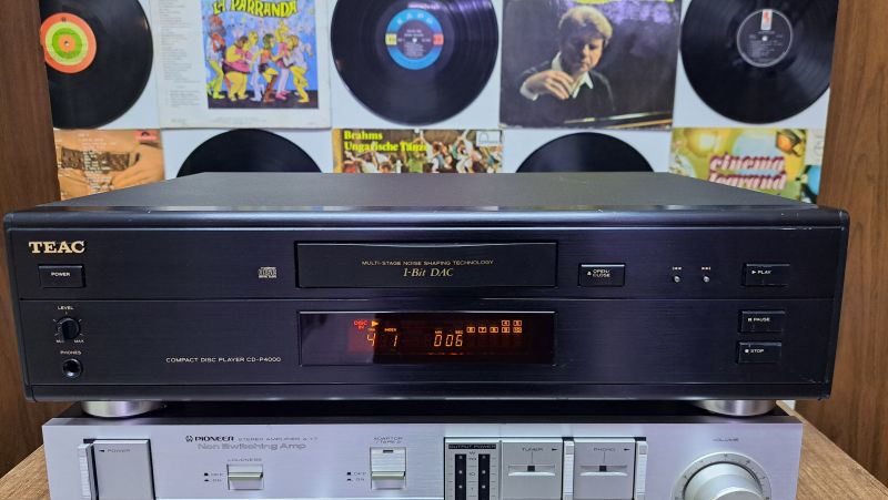 TEAC MODELO CD-P4000