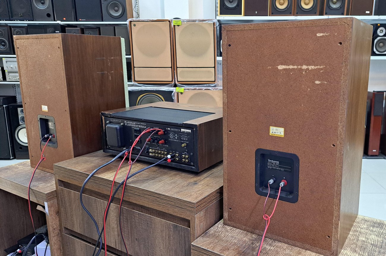 TECHNICS MODELO SB-301