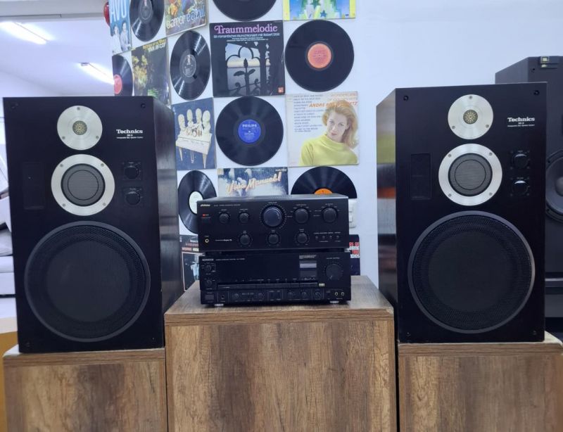 TECHNICS MODELO SB-8