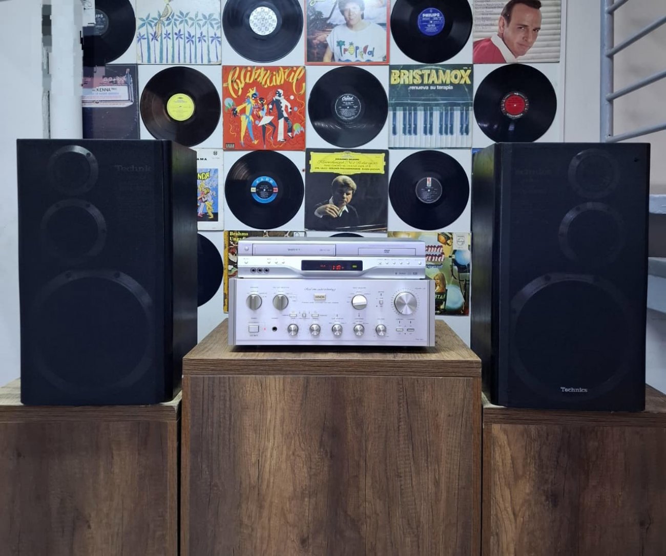 TECHNICS MODELO SB-D9000