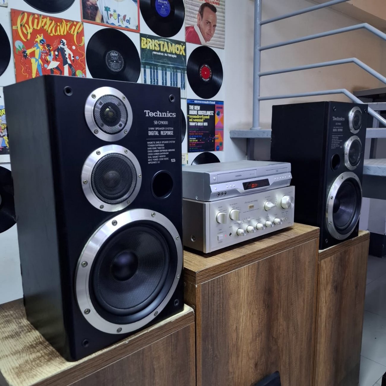 TECHNICS MODELO SB-D9000