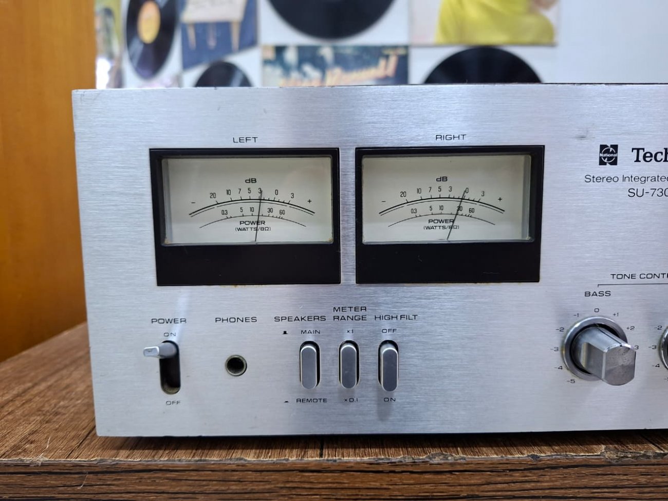 TECHNICS MODELO SU-7300