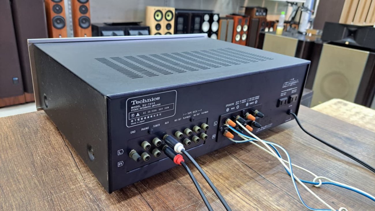 TECHNICS MODELO SU-7600