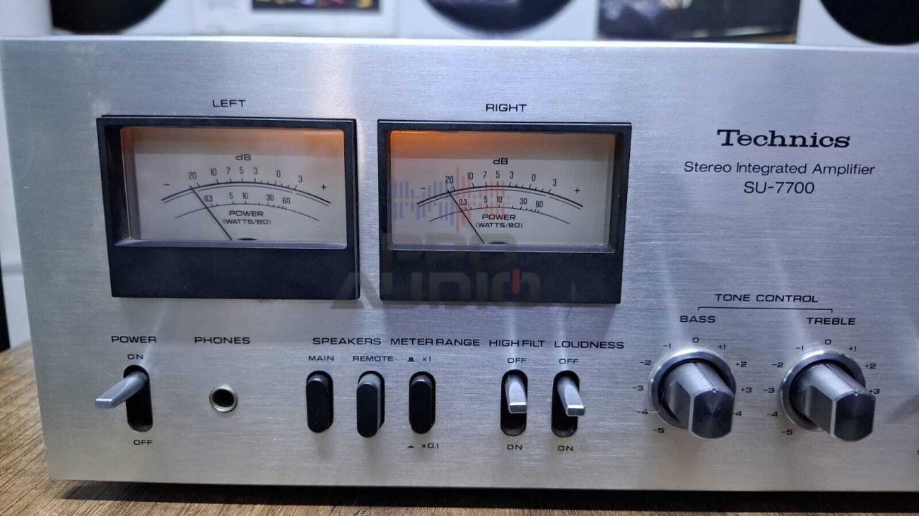 TECHNICS MODELO SU-7700