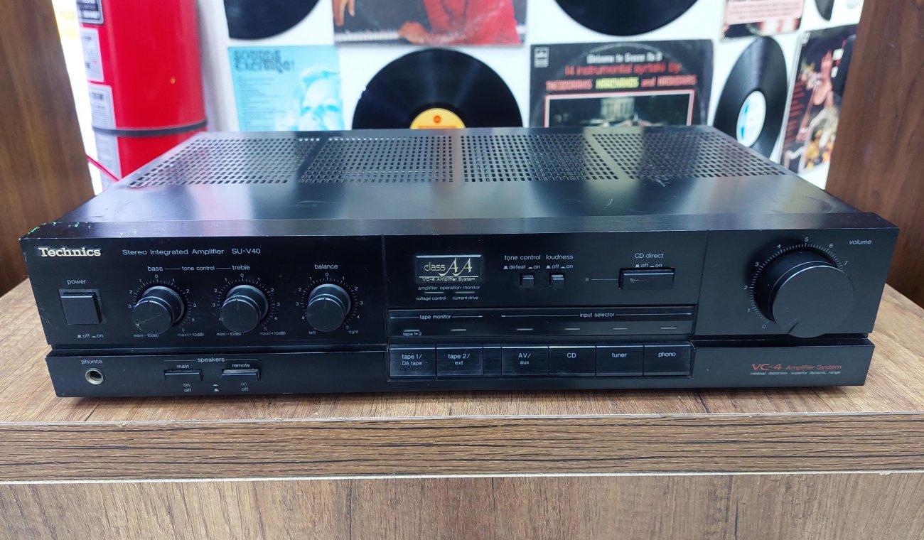 TECHNICS MODELO SU-V40