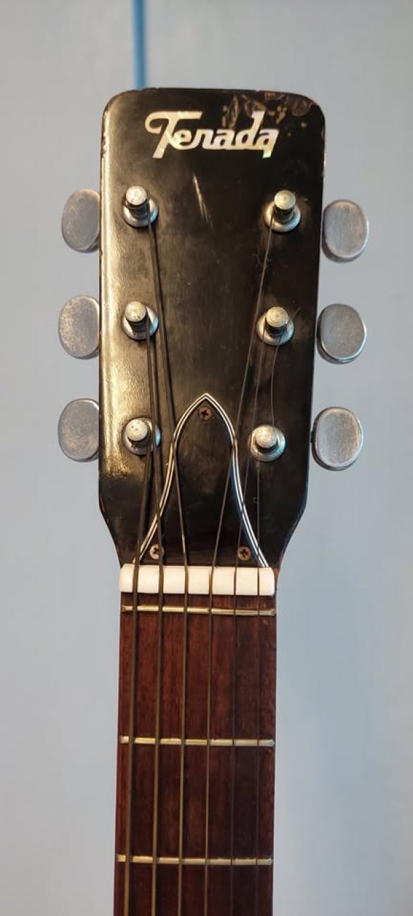 TERADA GUITAR MODELO FL-405