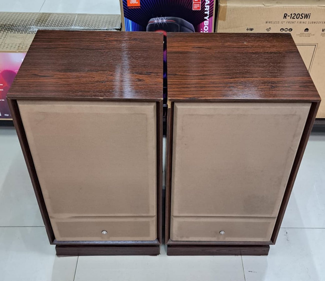 TRIO MODELO JL-7300