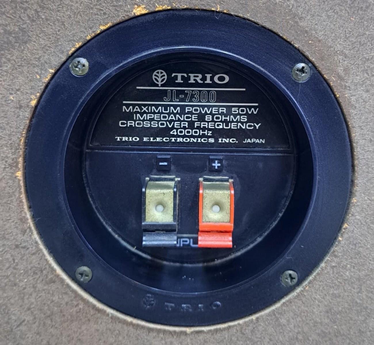TRIO MODELO JL-7300