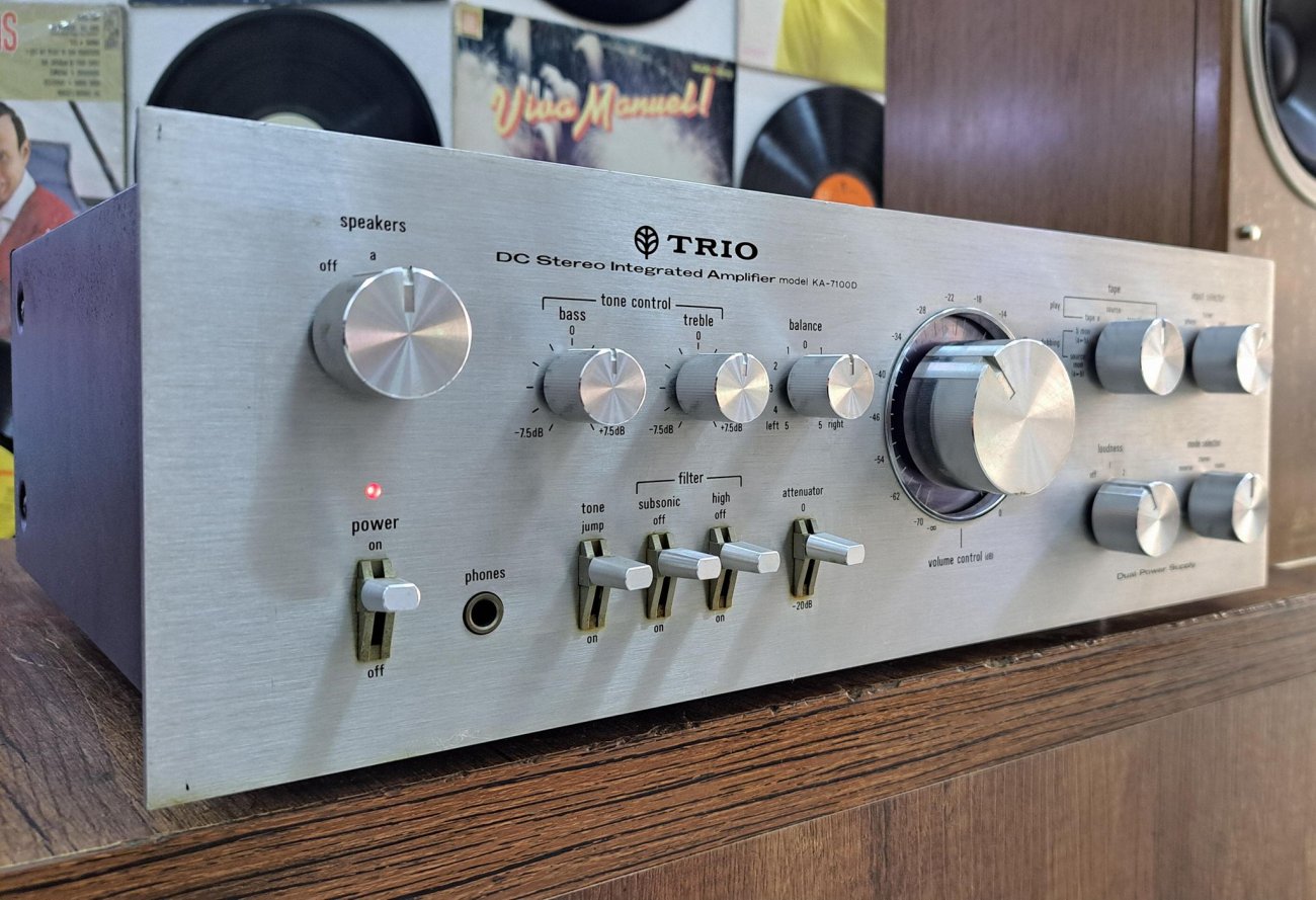 TRIO MODELO KA-7100D