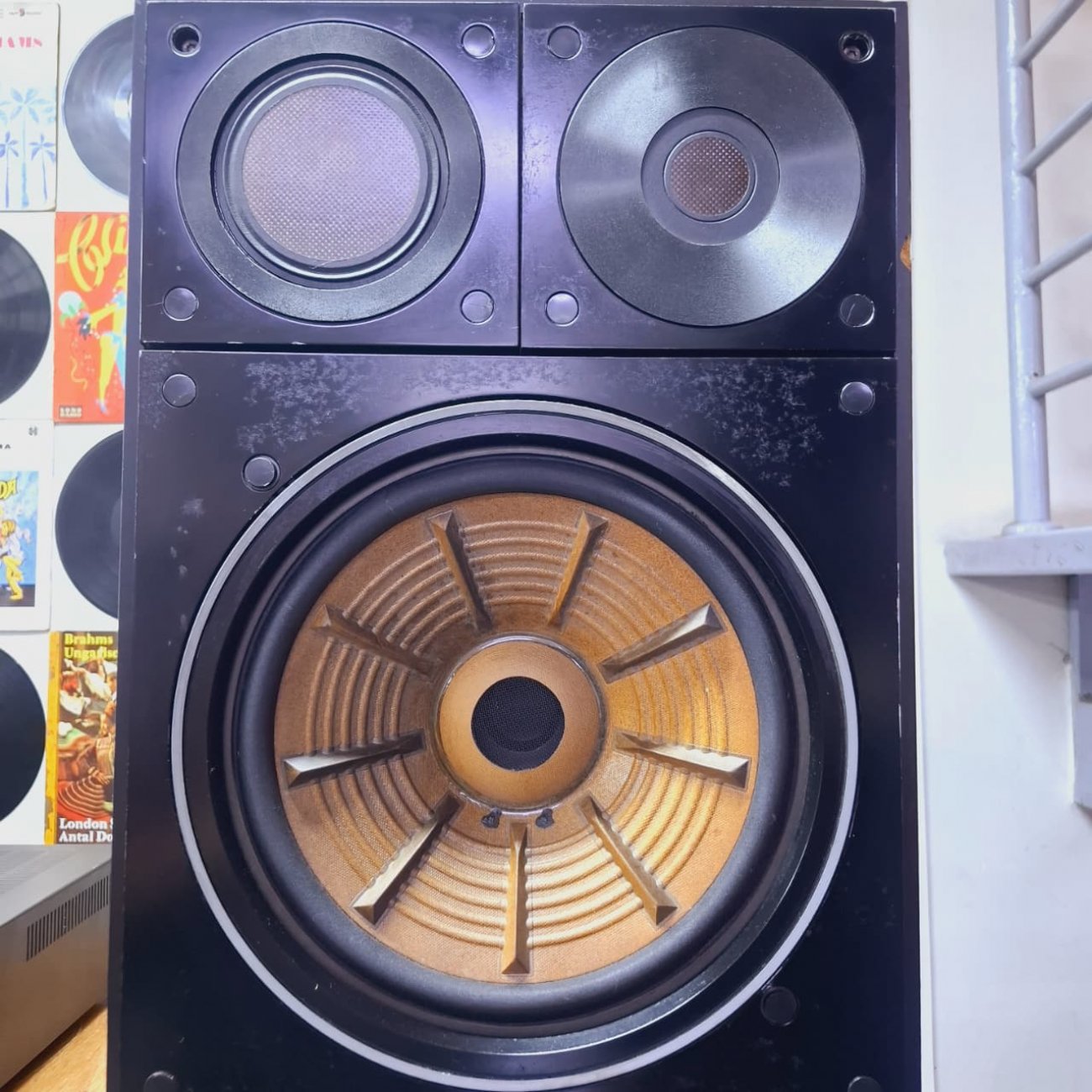 TRIO MODELO LS-1000