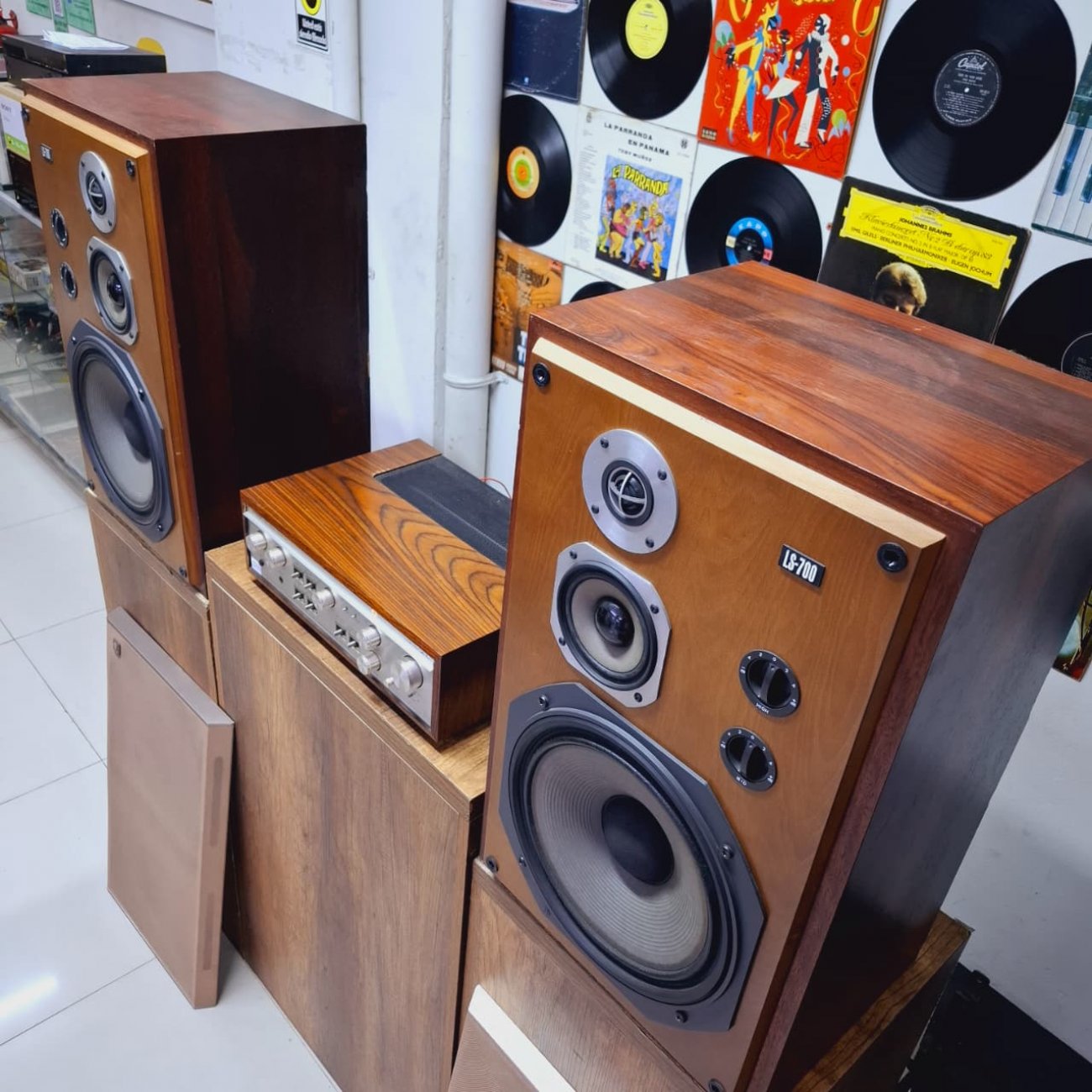 TRIO MODELO LS-700