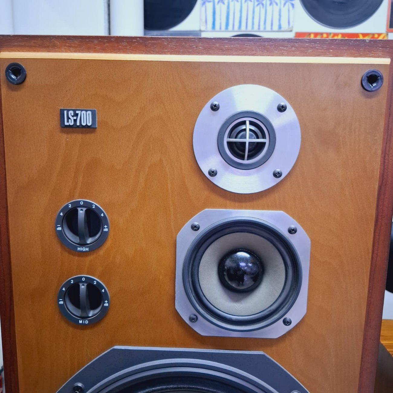 TRIO MODELO LS-700