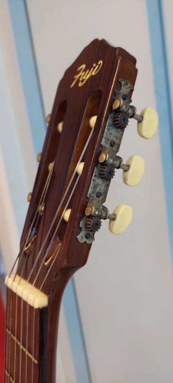 VINTAGE FUJI FABRICA DE GUITARRAS KUROSAWA DE MATSUMOTO