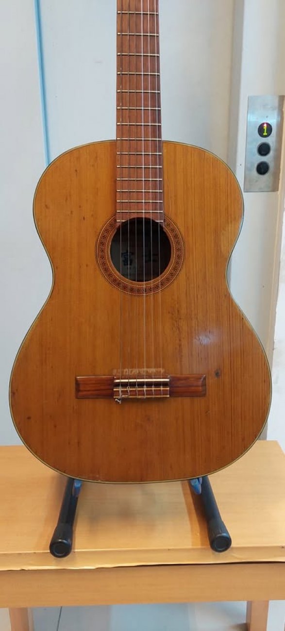 VINTAGE FUJI FABRICA DE GUITARRAS KUROSAWA DE MATSUMOTO