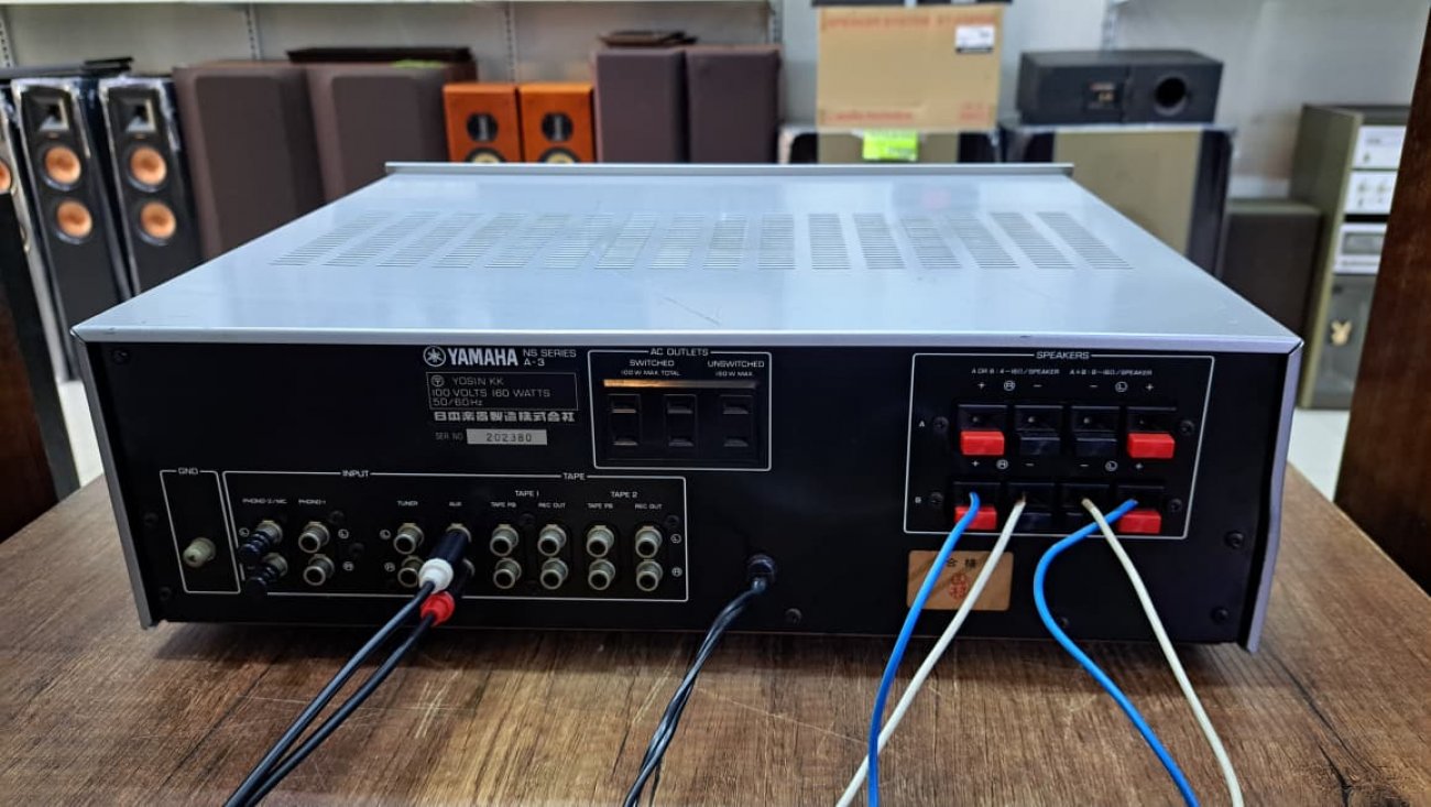 YAMAHA MODELO A-3