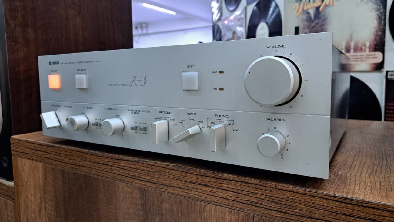 YAMAHA MODELO A-3