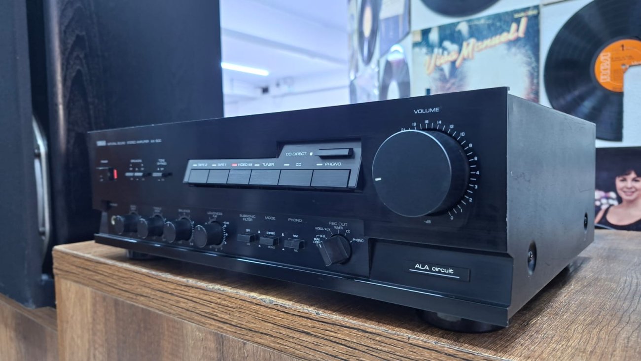 YAMAHA MODELO AX-500