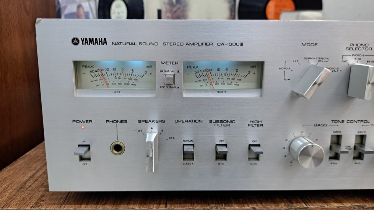 YAMAHA MODELO CA-1000iii