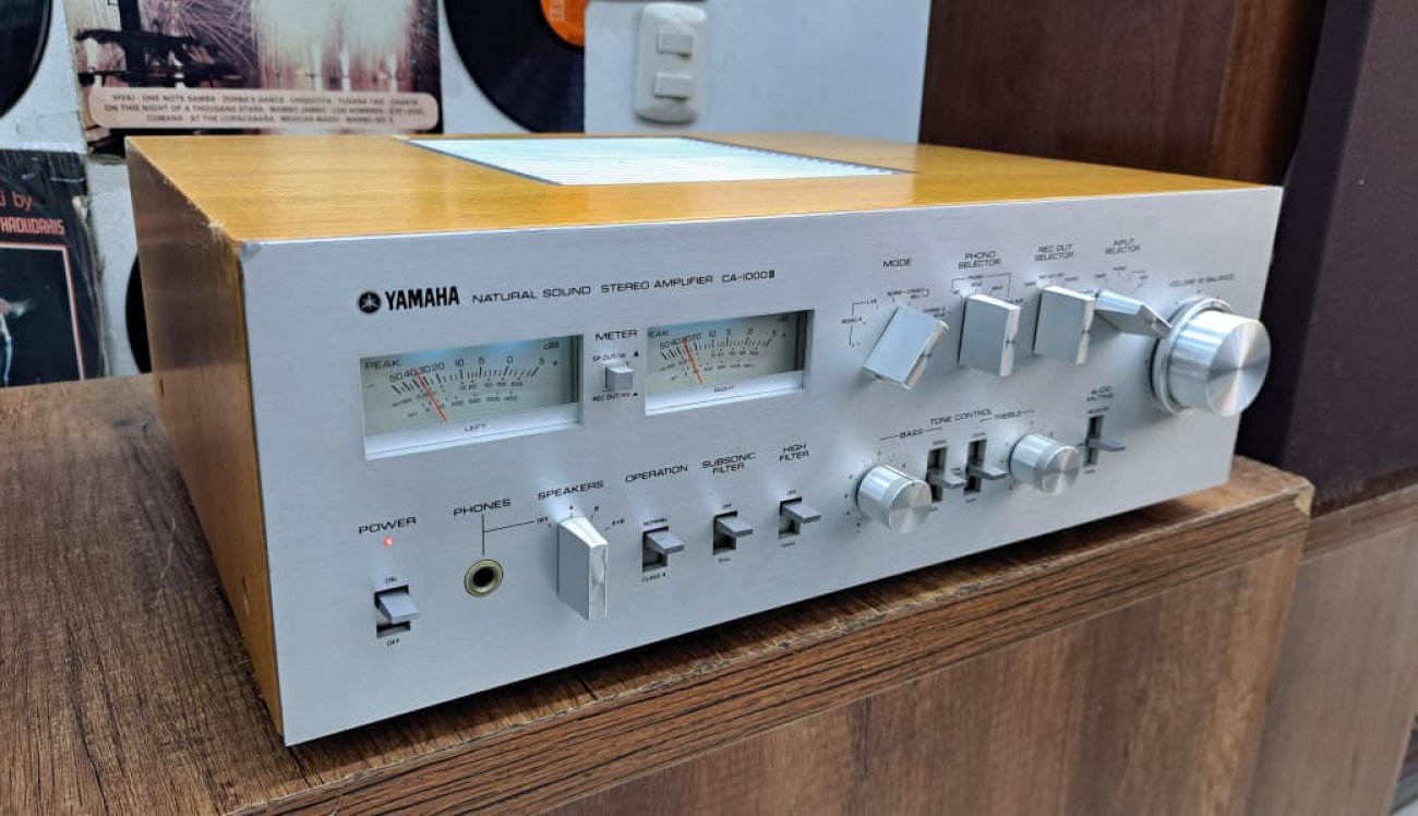 YAMAHA MODELO CA-1000iii