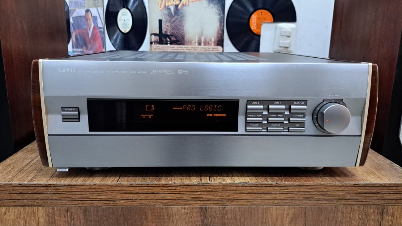 YAMAHA MODELO DSP-A1092