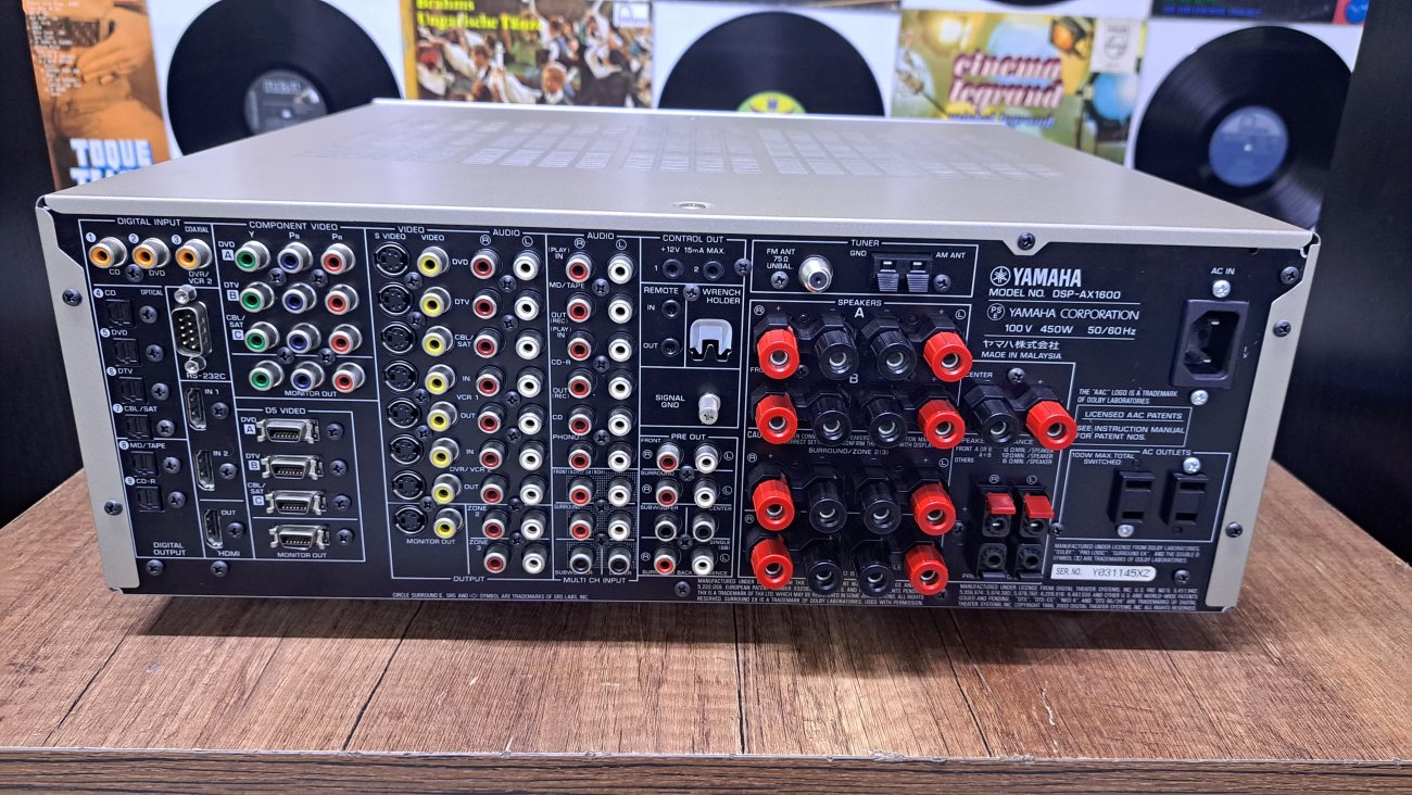 YAMAHA MODELO DSP-AX1600