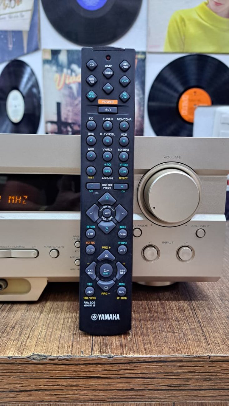 YAMAHA MODELO DSP-AX420