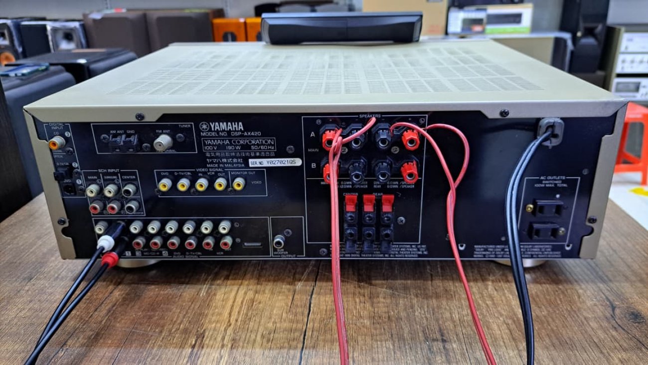 YAMAHA MODELO DSP-AX420