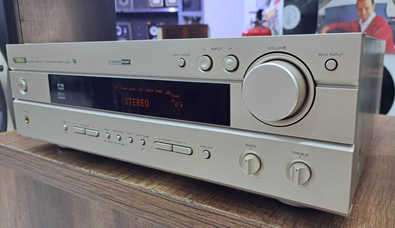 YAMAHA MODELO DSP-AX530