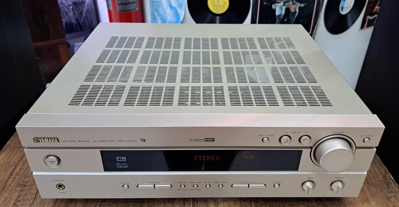 YAMAHA MODELO DSP-AX530