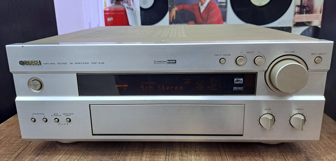 YAMAHA MODELO DSP-AX8