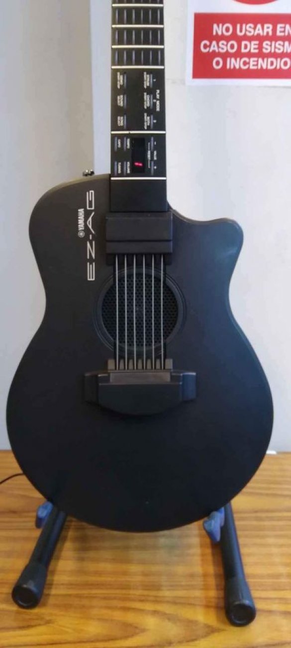 YAMAHA MODELO EZ-AG 