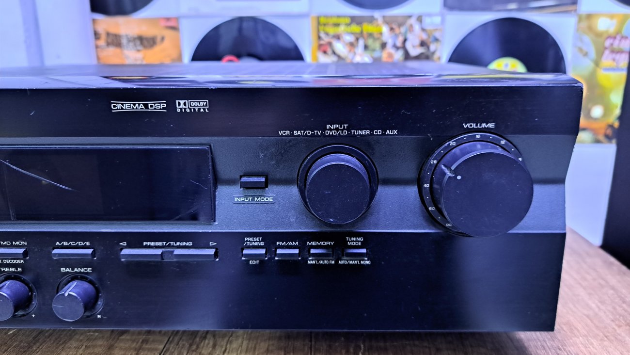 YAMAHA MODELO HTR-5230