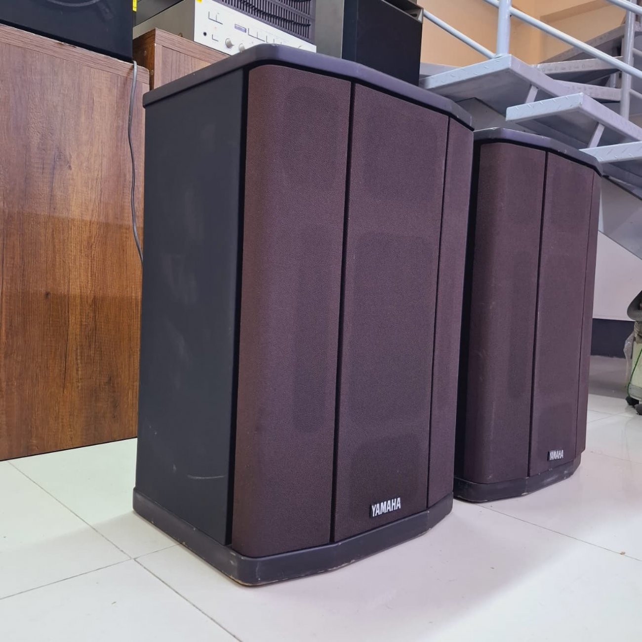 YAMAHA MODELO KA- 20 