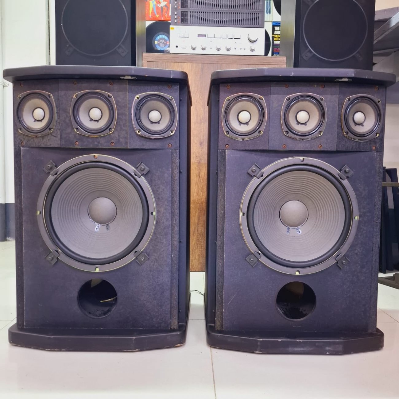 YAMAHA MODELO KA- 20