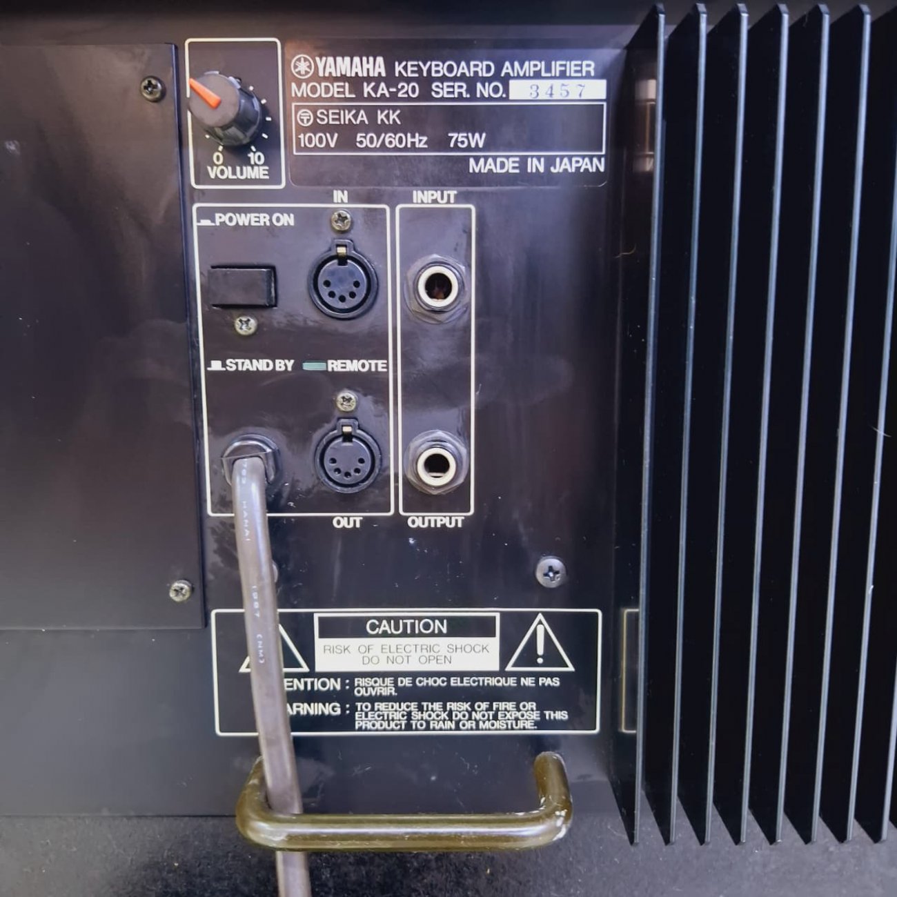 YAMAHA MODELO KA- 20 