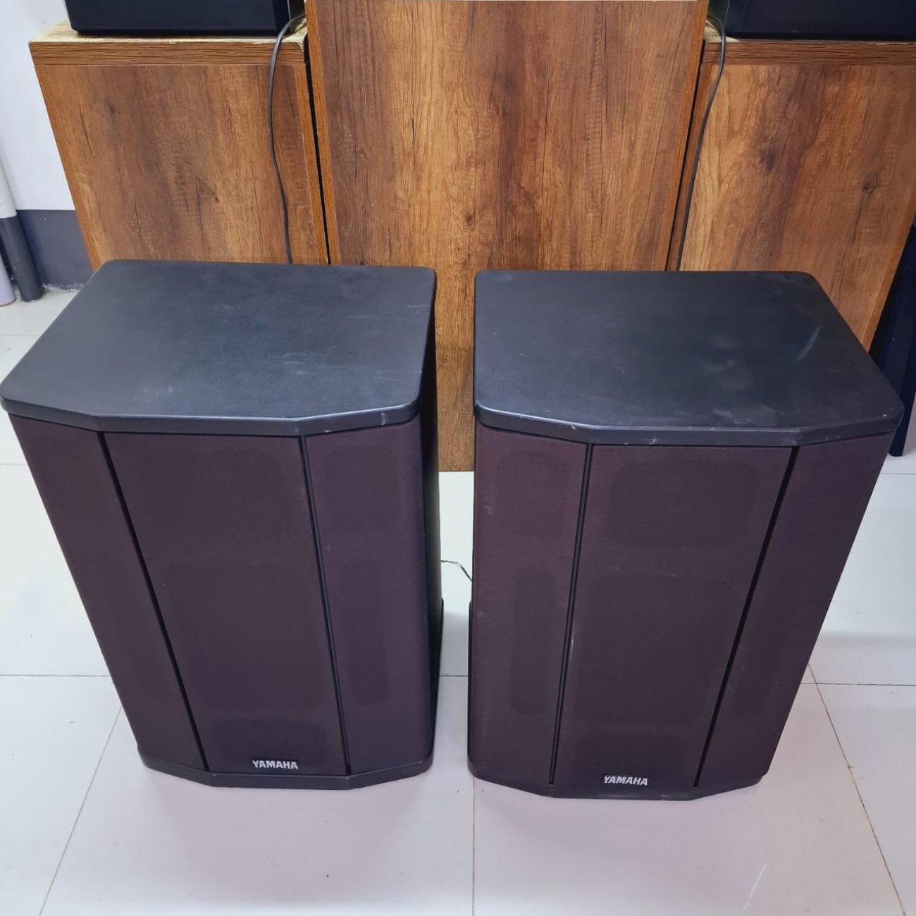 YAMAHA MODELO KA- 20 