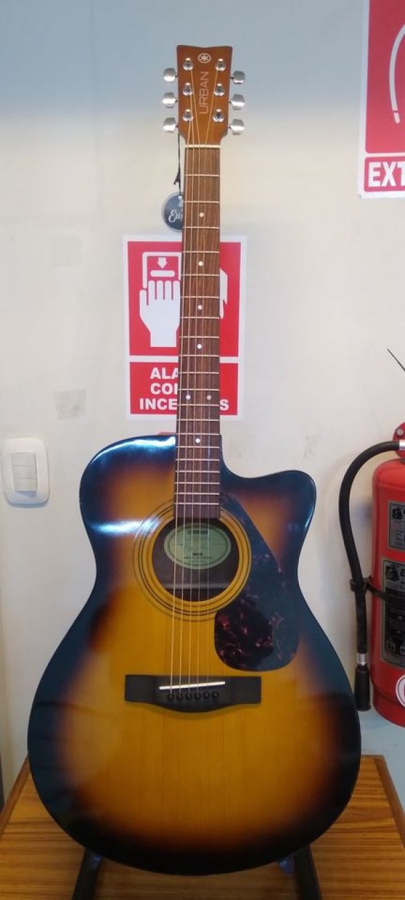 YAMAHA MODELO KUA100 KEITH URBAN SUNBURTS