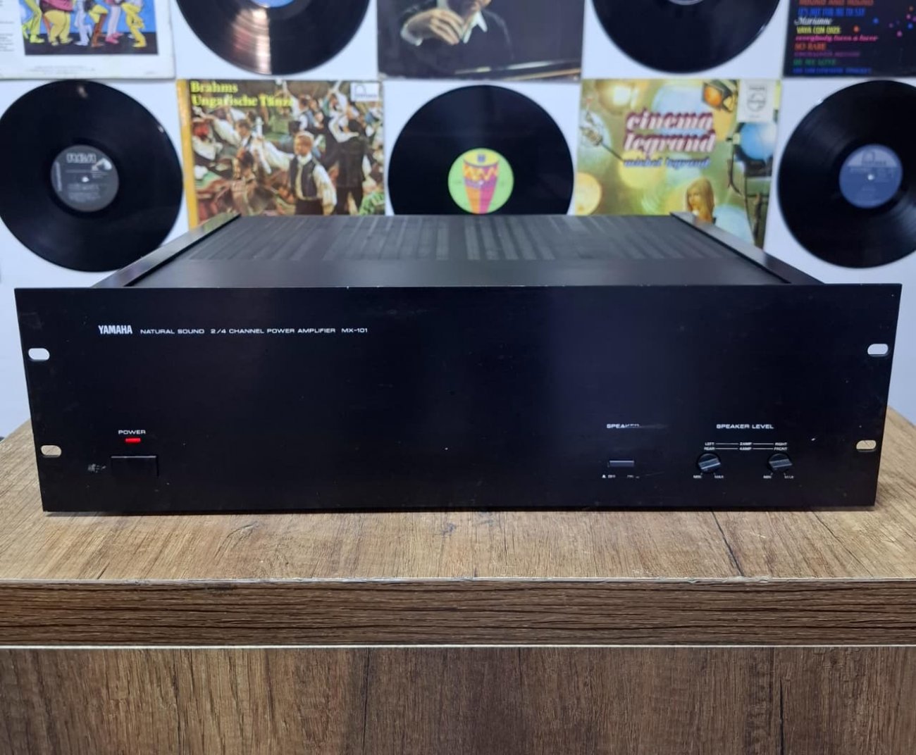 YAMAHA MODELO MX-101