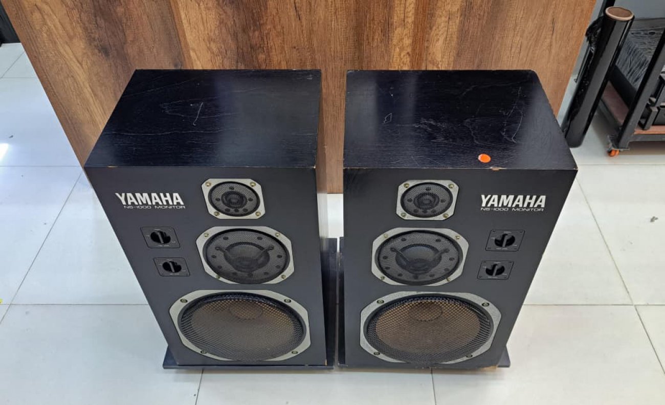 YAMAHA MODELO NS-1000M